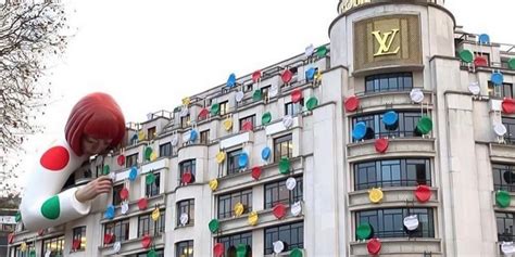 louis vuitton statue price|Yayoi Kusama Sculpture Peers Over Louis Vuitton's Champs.